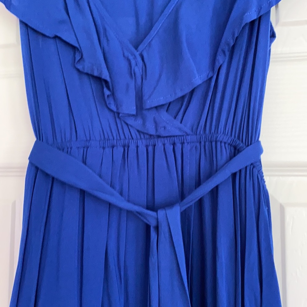 LuLu’s Ruffle V-neck Dress - Picture 4 of 4